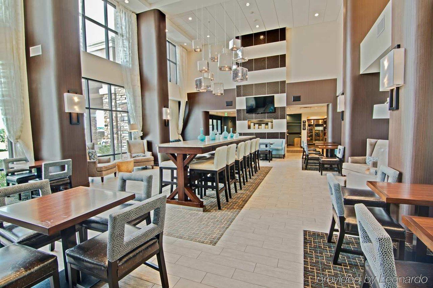 Hampton Inn & Suites Mobile Providence Park/Airport Exterior photo